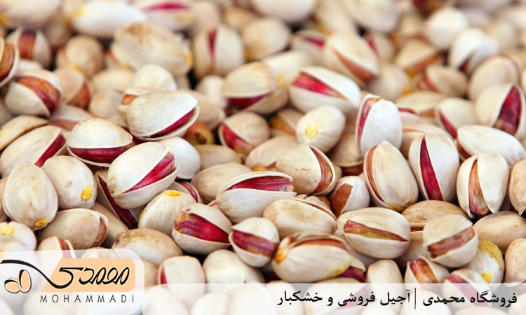 پسته احمد آقایی 